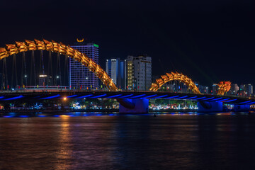 Plakat Night view of Dragon bridge, Da Nang, Vietnam.