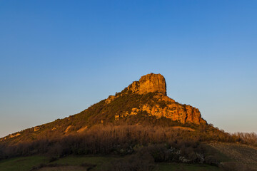 Fototapeta na wymiar Rock of Solutre with vineyards, Burgundy, Solutre-Pouilly, France