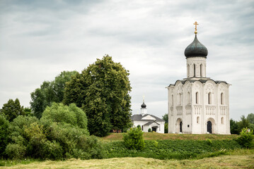 Fototapeta na wymiar Church of the Intercession on the River Nerl. White Monuments of Vladimir and Suzdal.