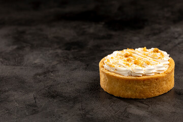 Tasty mine banoffee pie. Banoffee tartlet.