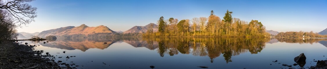 Fototapeta na wymiar Derwentwater lake panorama in Lake District, Cumbria. England