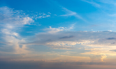Naklejka na ściany i meble Beautiful cloud in the blue sky background