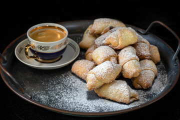 Bagels with boiled condensed milk.
