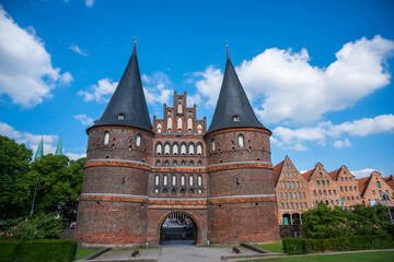 Fototapeta na wymiar Lübecker Holstentor Panorama