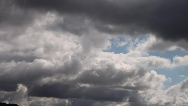 Wolken  im Zeitraffer	