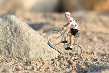 Cyclisme cycliste vélo Tour de France maillot à pois montagne