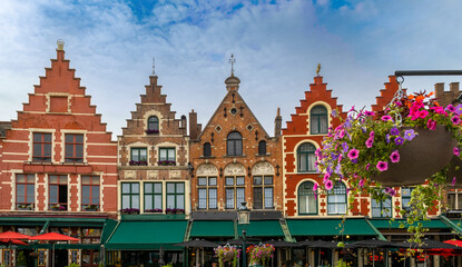 Fototapeta premium Walking through the streets of Bruges (Belgium)