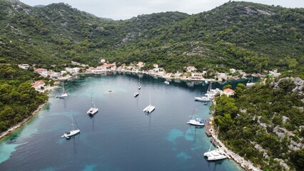 Obraz premium Okuklje - small Croatian bay with yachts anchored