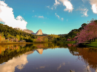 Fototapeta premium lake in the mountains