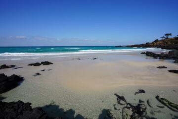 clear shoaling beach