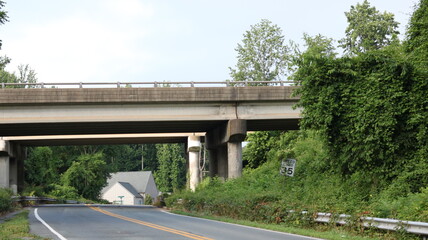 Obraz premium bridge over road