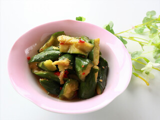 たたききゅうりのピリ辛和え