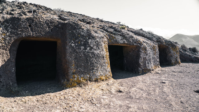 Caves of the Canarians of the prehistoric era