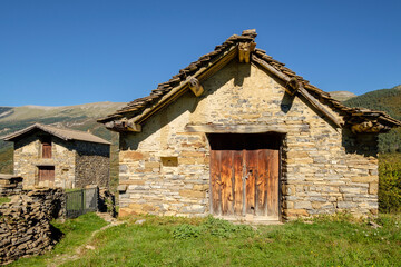 Bordas en Buisán, Buisán ,municipio de Fanlo,Huesca, Aragón, cordillera de los Pirineos, Spain