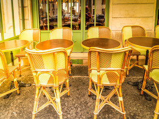 Fototapeta na wymiar Monmartre cafe, Paris, France