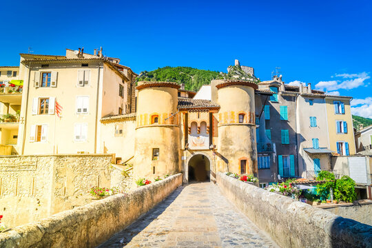 Fototapeta entrance gate of Entrevaux