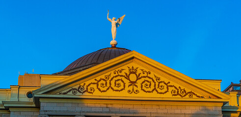  Arizona State Capitol building.
