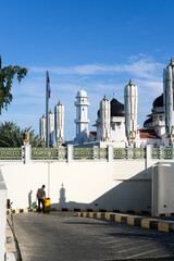 Baiturrahman Grand Mosque is one of the favorite religious tourism destinations for tourists in Banda Aceh City. This historic mosque is a symbol of the struggle and spread of Islam in Indonesia. - obrazy, fototapety, plakaty