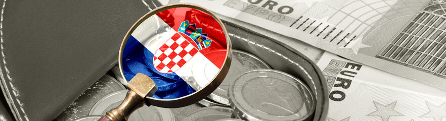Euro Geldscheine und Münze und Flagge der Kroatien