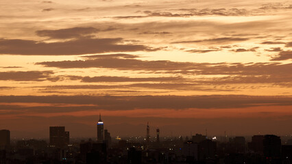 Fototapeta na wymiar panoramic photo of a beautiful sunrise in mexico city