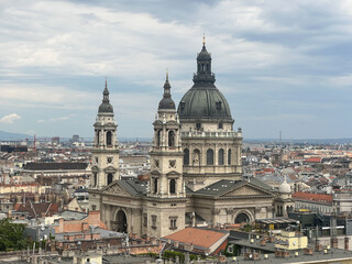 Fototapeta na wymiar St. Stephen Basilica in the city center. Budapest, Hungary