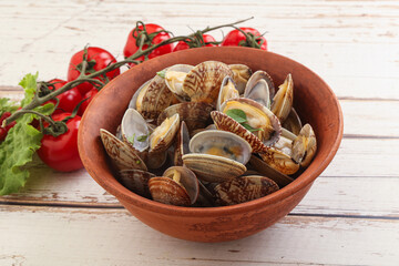 Vongole shellfish mollusc clem with butter