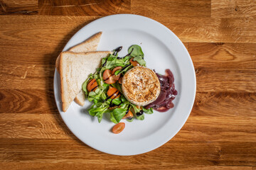 Grilled camembert with delicious french mustard and herbs toast