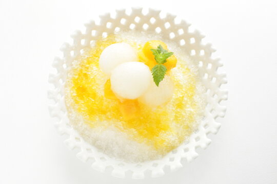 Summer white melon and mango on Shaved ice for Korean food image