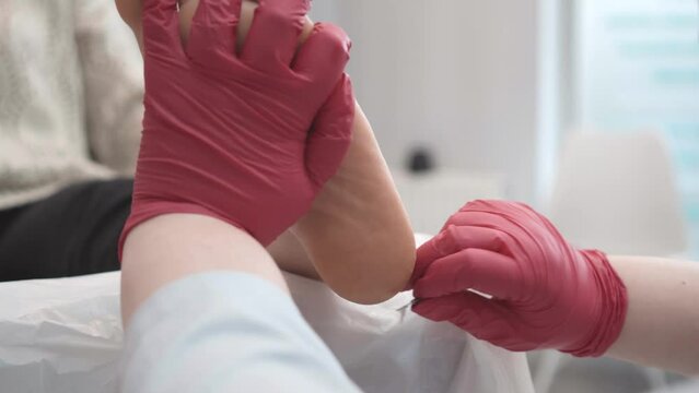 Medical pedicure procedure using special instrument with blade knife holder.