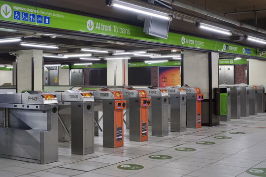 Cadorna Metro Station In Milan. Cadorna Is A Station On The Line 1 And 2 Of Milan Underground, The Red And Green Lines.