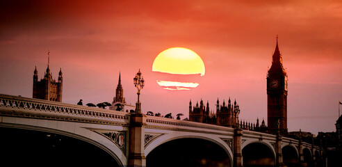 big ben and shining orange sun heat wave in London