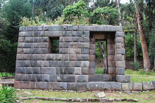 Portada del Palacio de Manco Inca en Cusco llamado tambi&eacute;n Qolqampata actual barrio de San Crist&oacute;bal
