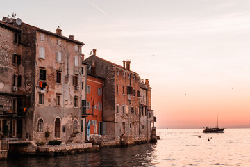 Considered one of the most beautiful towns on the Istrian coast, Rovinj is an atmospheric village gathered on a small peninsula jutting into the sea.