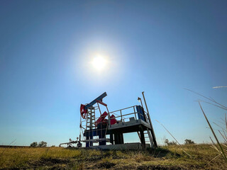 Oil producing pump extracts oil from a well