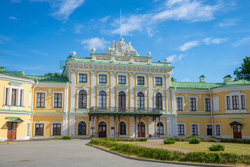 Fototapeta na wymiar The building of the ancient Imperial Travel Palace. Tver, Russia