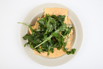 Ravioli mit Rucola