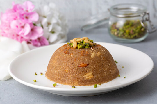 Traditional Turkish semolina sweet desert halva (Turkish name; irmik helvasi)