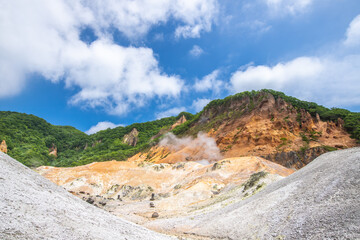 北海道　登別温泉の地獄谷
