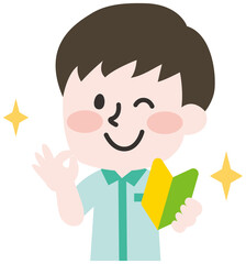 初心者マークをもつ半袖の制服を着た男性スタッフ 