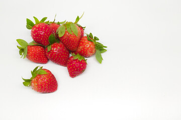 Fototapeta na wymiar fresh strawberries on a white background