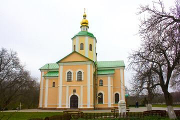 Fototapeta na wymiar Holy Trinity Motroninsky Monastery in Kholodny Yar, Ukraine 