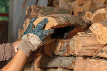 Storage of wood for drying during heating season