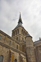 Fototapeta na wymiar Abbaye du Mont-Saint-Michel (Normandie)