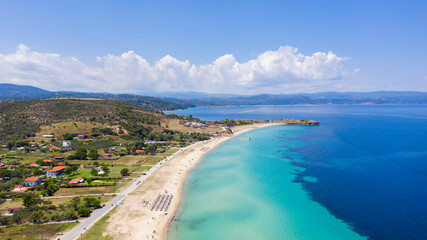 Obraz premium Aerial view of the idyllic seascape on the Sithonia peninsula in Halkidiki.