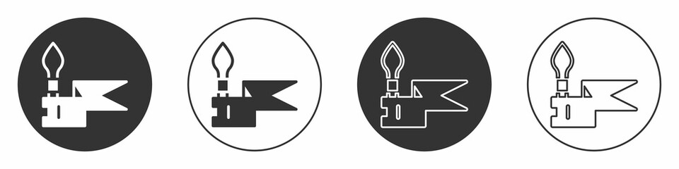 Obraz premium Black Medieval spear icon isolated on white background. Medieval weapon. Circle button. Vector