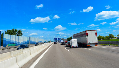 A5 Karlsruhe Richtung Frankfurt bei Kreuz Walldorf 