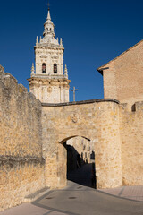 Fototapeta na wymiar murallas medievales, Puerta de San Miguel, El Burgo de Osma, Soria, comunidad autónoma de Castilla y León, Spain, Europe