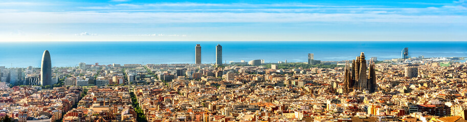 Skyline of Barcelona -  Eixample residencial district - Sagrada familia - urban squares, Spain. - obrazy, fototapety, plakaty