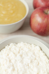 Milchreis mit Apfelmus