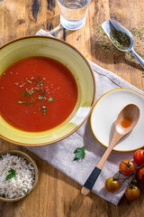 cream of tomato soup with bread